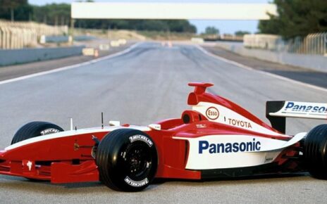 Toyota AM01